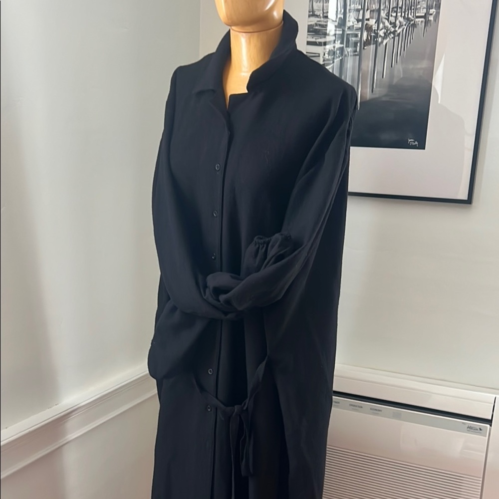 Can Pep Rey Euro long, light wool black Louise shirt dress button front